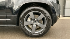 Land Rover Defender 3.0 D350 X-Dynamic HSE 110 5dr Auto [6 Seat] Diesel Estate